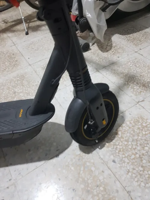 SEGWAY NINEBOT MAX G2 900W MOTOR DOUBLE SUSPENSION