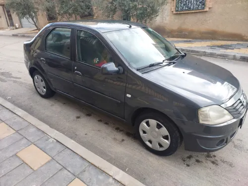 Dacia Logan 2010 La tout