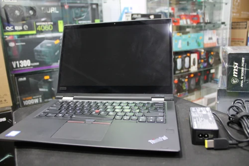 Lenovo ThinkPad X390 Yoga, Intel Core i5 8eme génération 1,60 GHz 16GB RAM 256G SSD