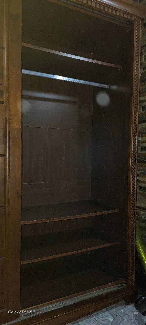 Armoire portes coulissantes