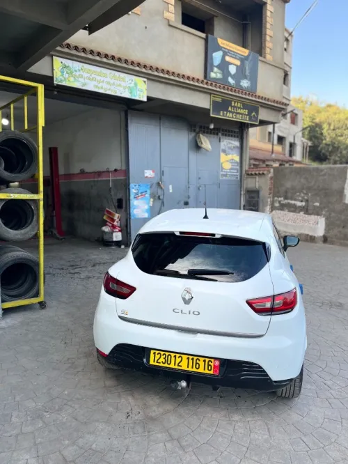 Renault Clio 4 2016 Limited 2