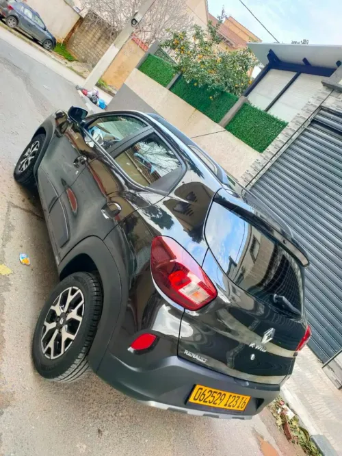 Renault Kwid 2023 Outsider