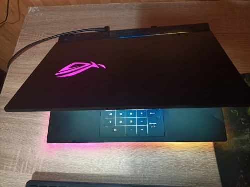 Asus strix scar 15 ryzen7 5800H 16gb rtx 3060 SSD 1tb