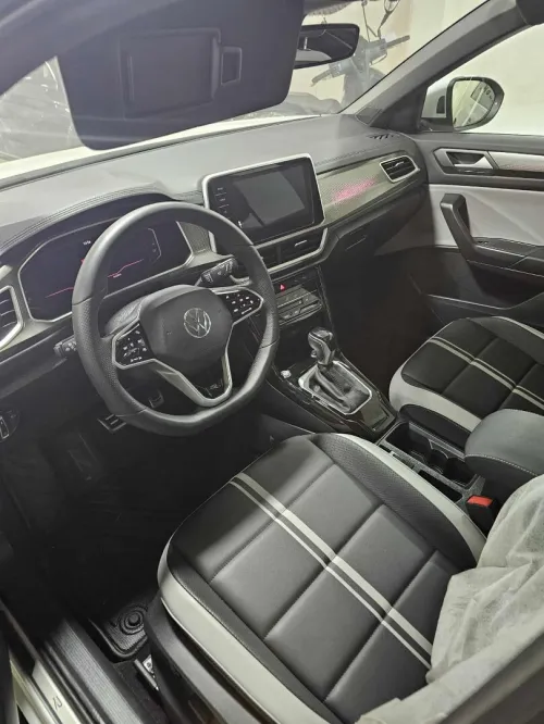 Volkswagen T-Roc 2025 R-Line 