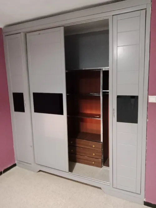 Deux dressings à vendre Prix intéressant