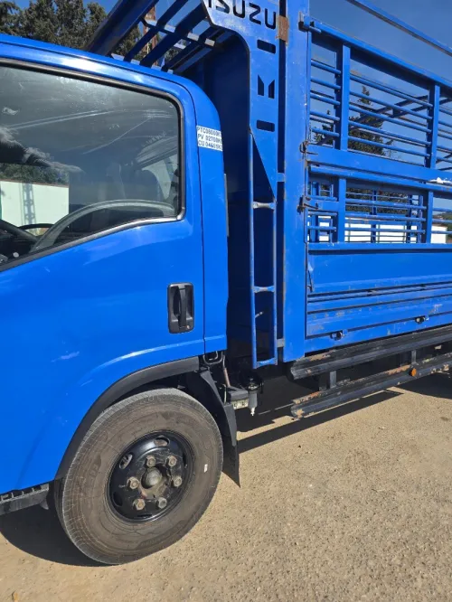 Isuzu Isuzu 2014