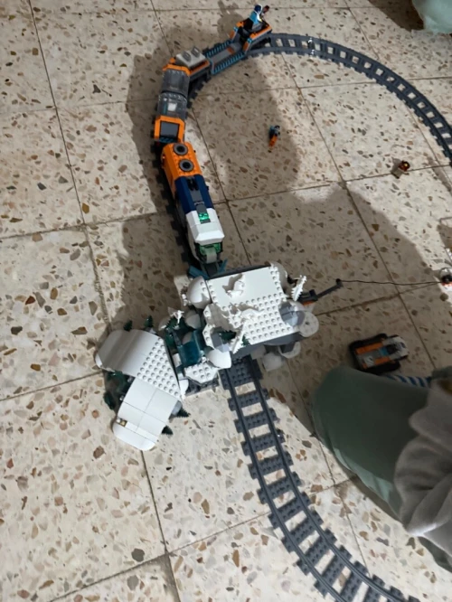 LEGO Train express des explorateurs en Arctique