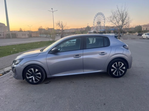 Peugeot 208 2024 Active Pack