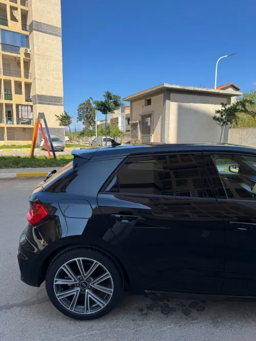 Audi A1 Sportback 2025 S line