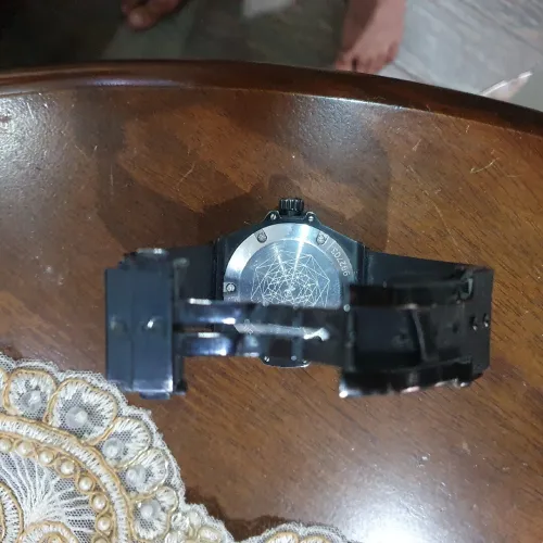 Montre hublot big bang  