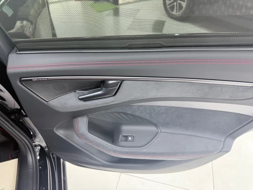 Audi A6 2026 S line black