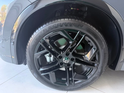 Volkswagen New Tiguan 2026 R line full black