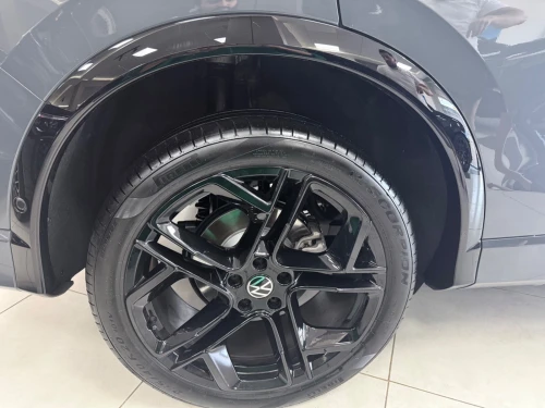 Volkswagen New Tiguan 2026 R line full black