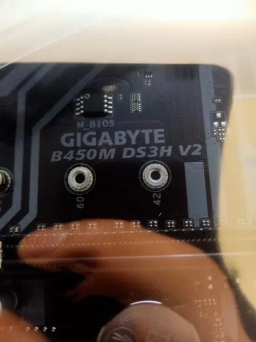 GIGABYTE B450M-DS3H V2