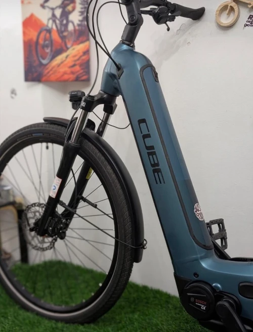 Vélo de ville Cube 2024