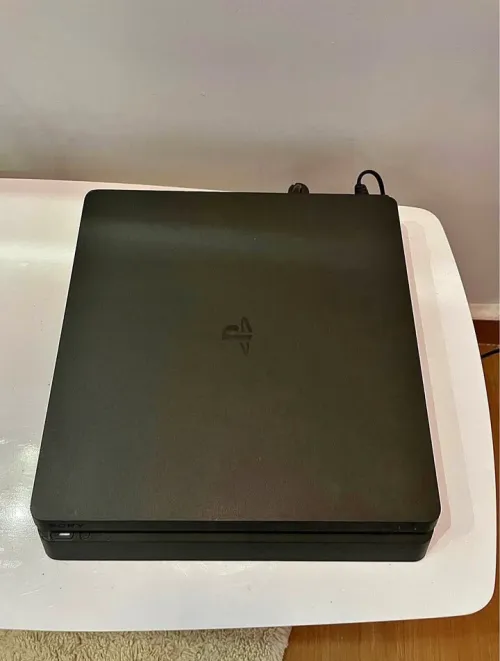Ps4 Slim habet caba 500Gb Avec 2 Manette + 4 CD