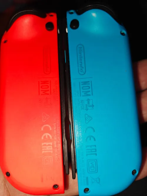 Joy-Con