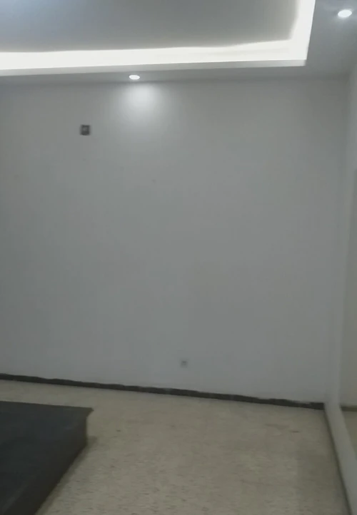 Location Appartement Niveau de villa F7 Alger Hydra