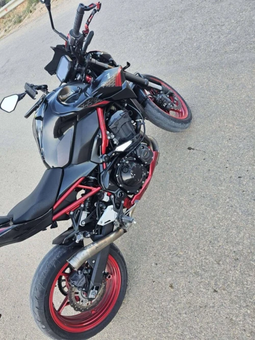 Kawasaki Z900 tablette 2021