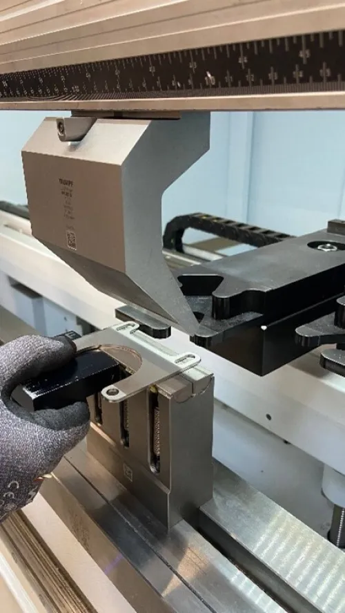 Découpe laser et le pliage de tôle