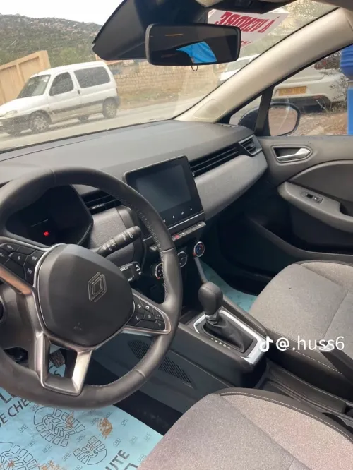 Clio 5 QuiT alpine 2025 