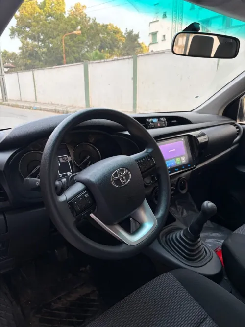Toyota Hilux 4x2 2026 