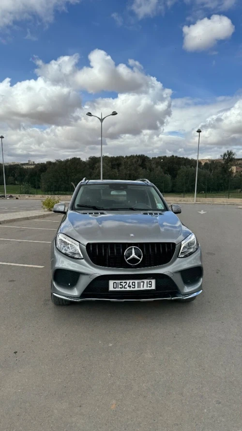 Mercedes GLE 2017 Carré