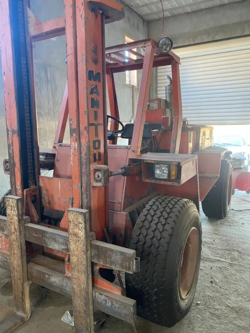 Manitou Manitou 