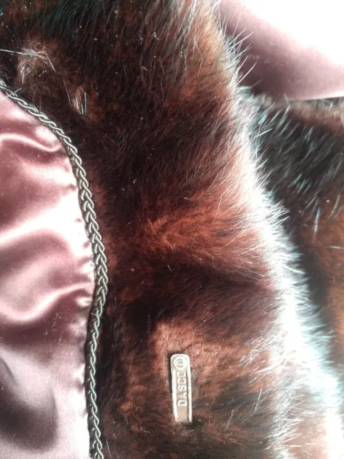 Veste en véritable fourrure 