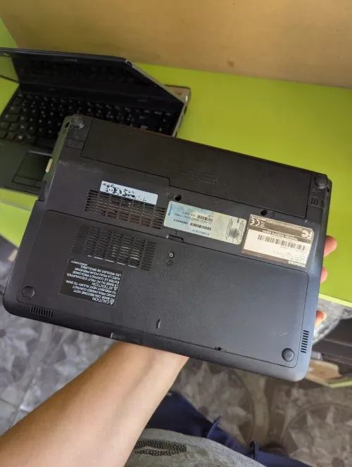 Mini pc portable Toshiba caba avec charger 