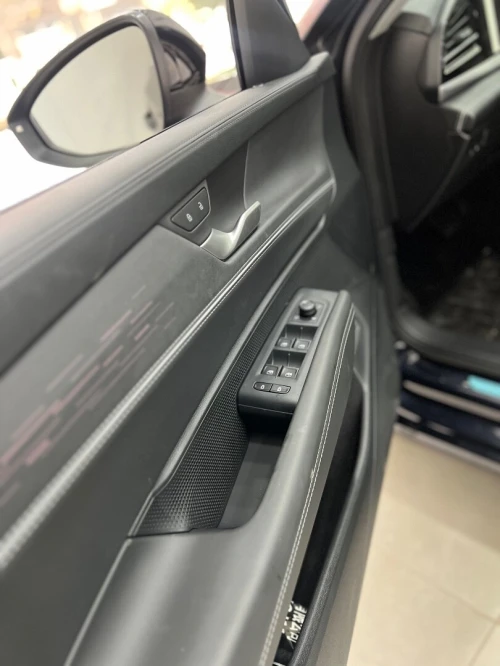 Volkswagen Passat 2025 Pro