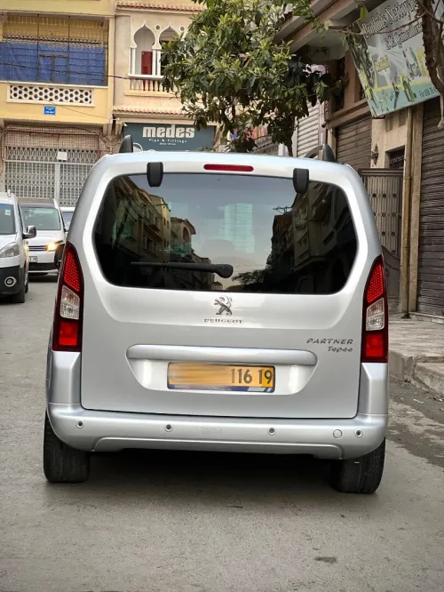 Peugeot Partner 2016 Tepee Allure 