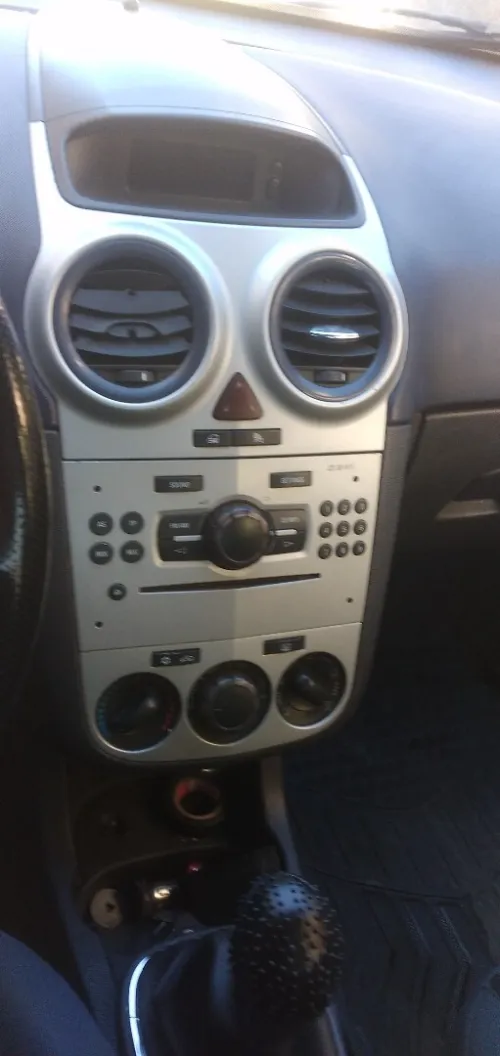 Opel Corsa 2011 