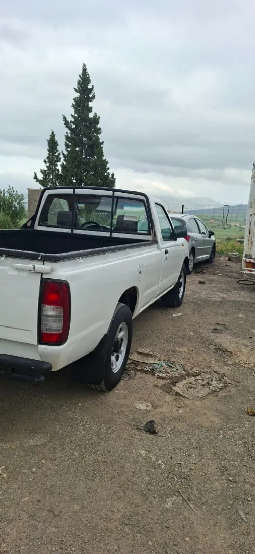 Nissan Pickup 2011 Pickup