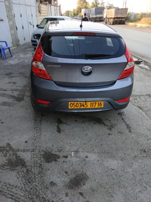 Hyundai Accent RB  4 portes 2017 Accent RB  4 portes