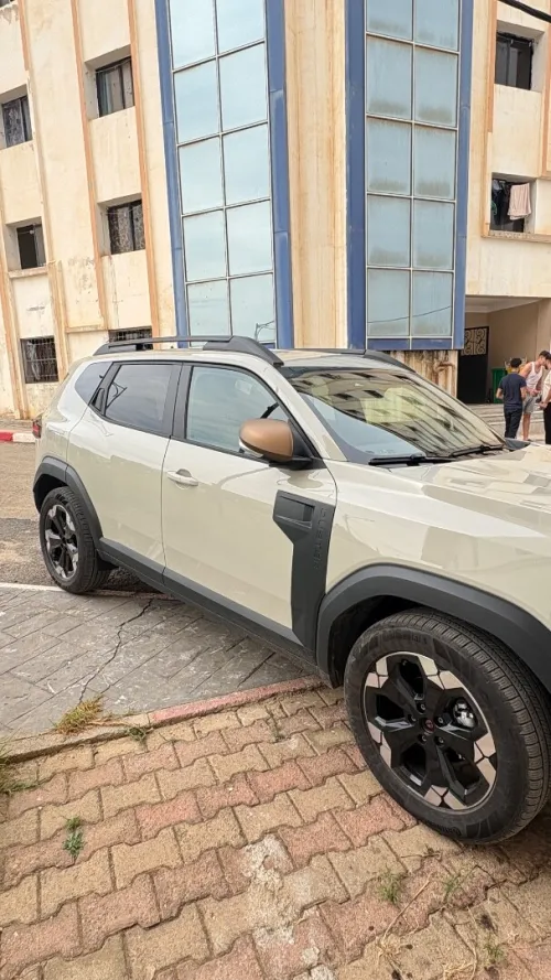 Dacia Duster 2025 Extreme gold