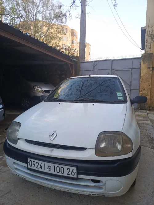 Renault Clio 2 2000 Chipi