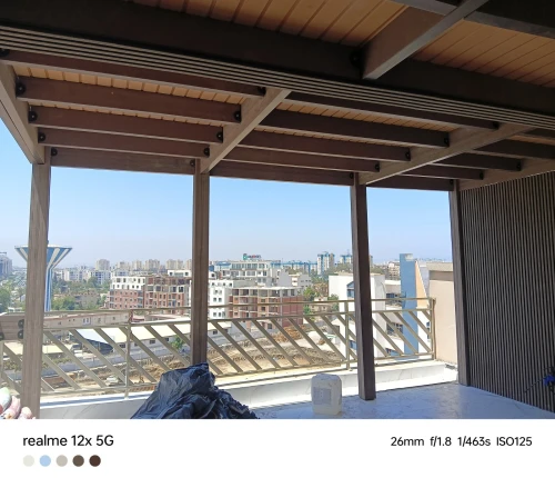 Aménagement intérieur et extérieur en bois composite 