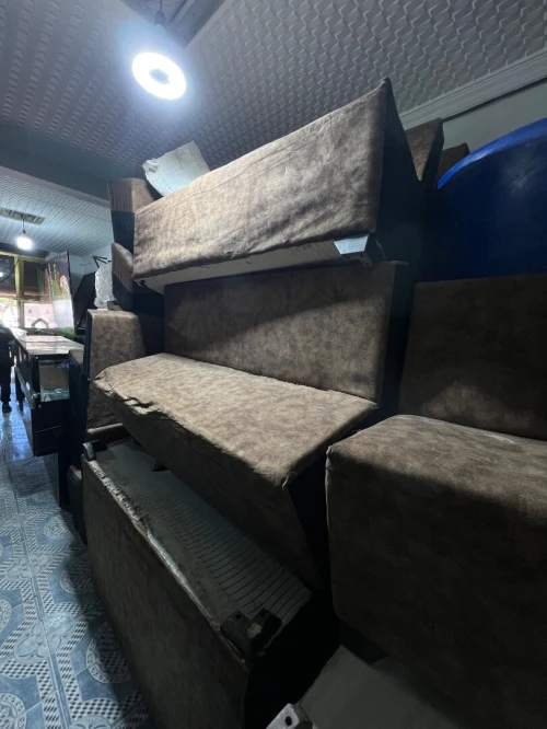Fauteuil Restaurant Fast-Food Occasion Chaise Confortable pour Snack / Café  كرسي فوتاي مطعم أو فاست فود مستعمل بحالة جيدة