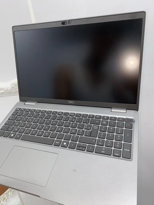Dell Latitude 3550 i5 1345U 16G 512 SSD 15.6" Full HD