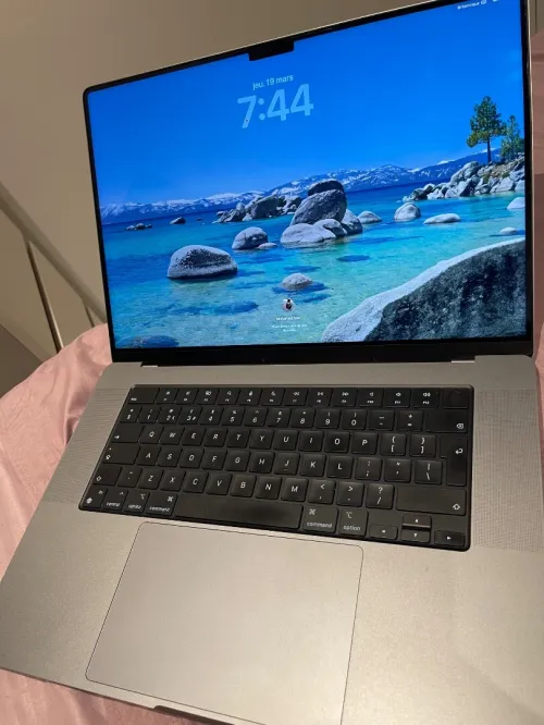 Macbook pro 2023 m2 max