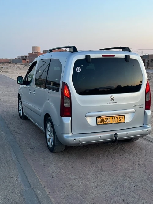 Peugeot Partner 2017 Tepee Allure 