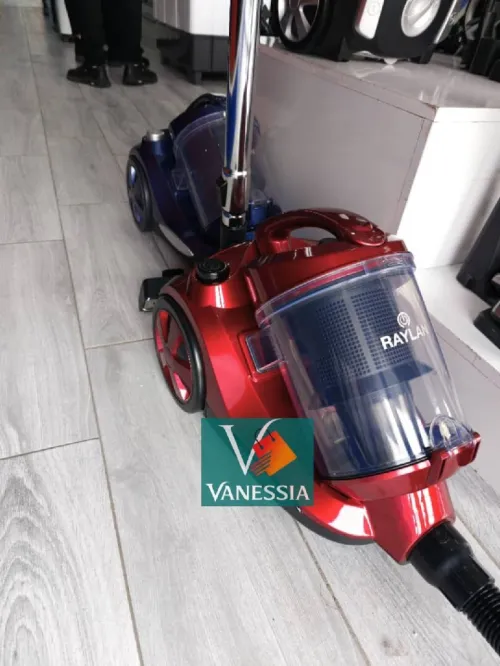 Aspirateur 1600W Marque Raylan Couleur Rouge