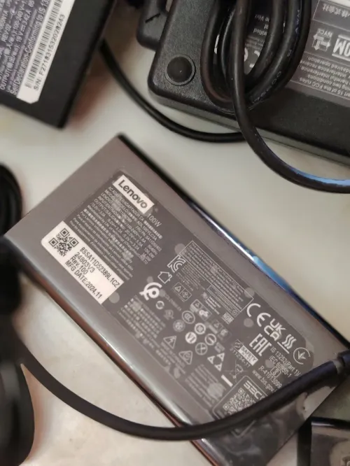 VENTE CHARGEUR LAPTOP LENOVO THINKPAD ORIGINAL TYPE C 100W CHARGEUR PC PORTABLE CHARGOR COMPUTER CHARGEUR USB C CHARGER MICRO PC GROS DÉTAILS بيع شارجور لونوفو أوريجينال 100واط شاحن أصلي جملة و تجزئة