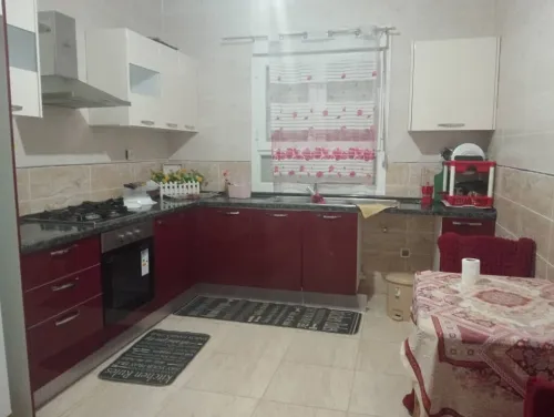 Location vacances Appartement F4 Alger Mahelma