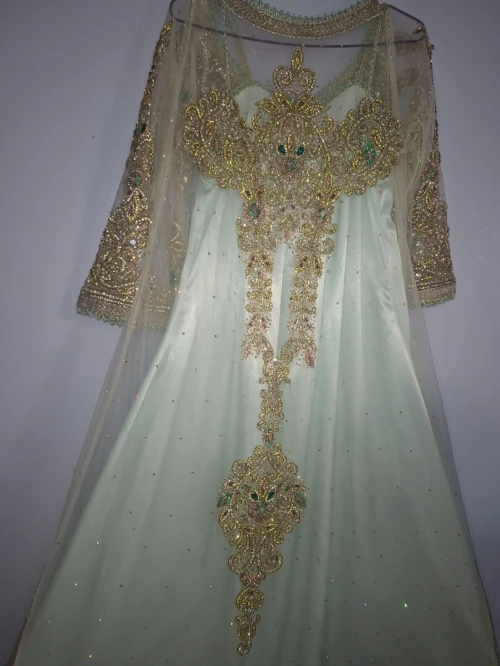 Caftan à vendre 