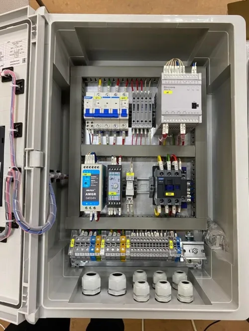 Armoires électriques