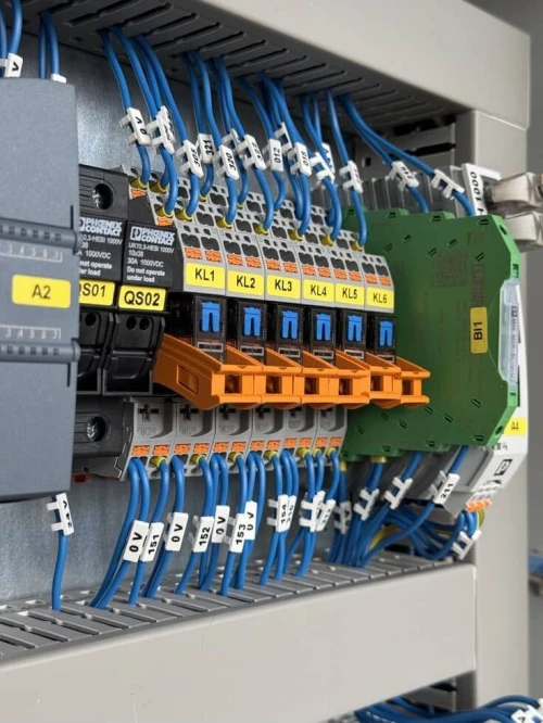 Armoires électriques