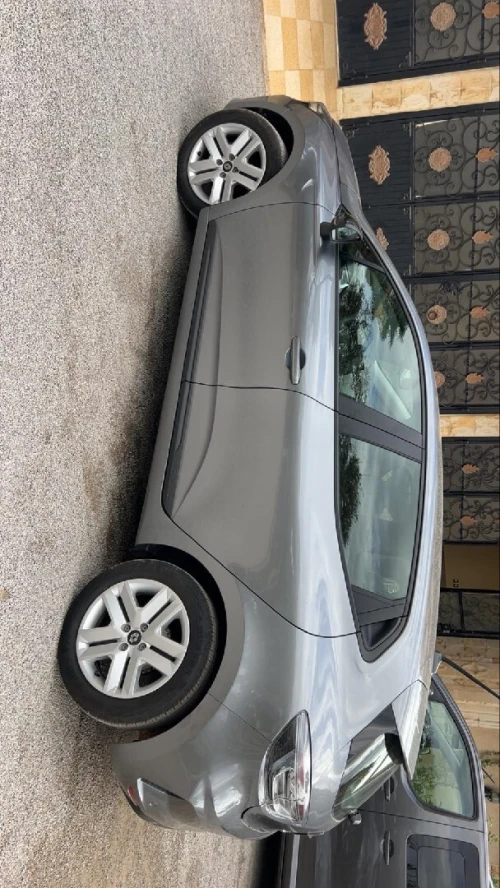 Renault Clio 5  2024 Authentic
