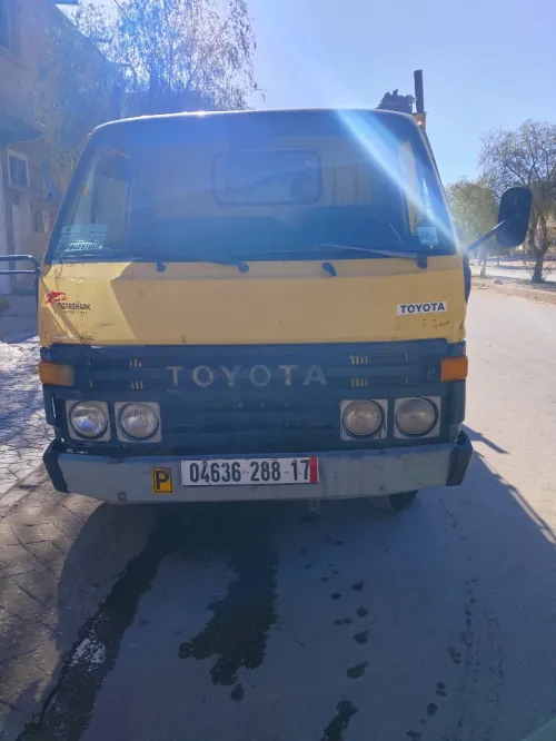 Toyota Bi 1988